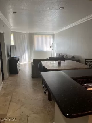 Photo #1: 2710463 Listing 