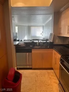 Photo #5: 2710463 Listing 