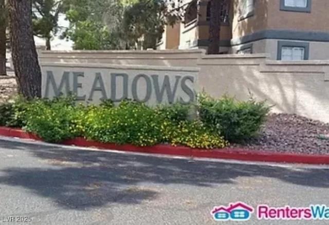 MLS: 2710478 Condo For Sale