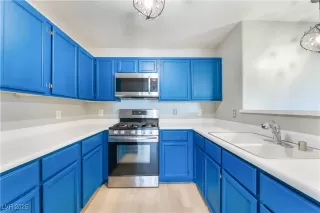 Photo #4: 2710482 Listing 