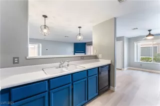 Photo #5: 2710482 Listing 