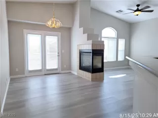 Photo #2: 2710519 Listing 