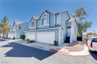 Photo #4: 2710556 Listing 