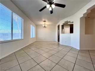 Photo #3: 2710592 Listing 