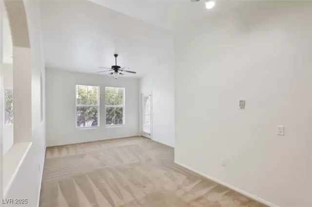 MLS: 2710599 Condo For Sale