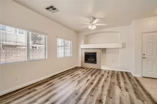 Photo #2: 2710608 Listing 