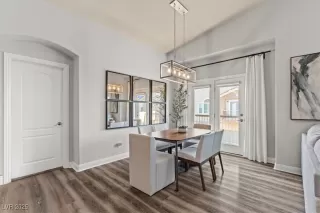 Photo #5: 2710610 Listing 