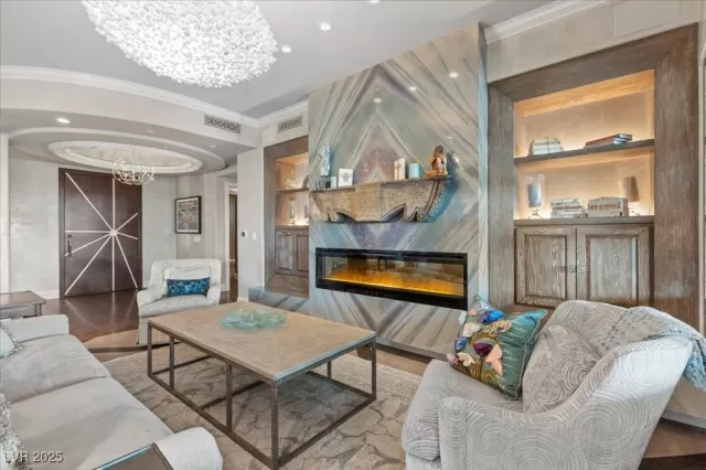 MLS: 2710631 Condo For Sale