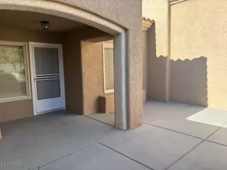 Photo #5: 2710680 Listing 