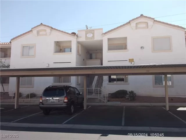 MLS: 2710698 Condo For Sale