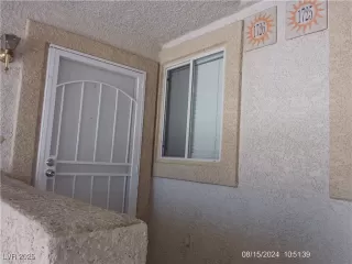 Photo #1: 2710698 Listing 