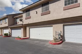 Photo #1: 2710703 Listing 