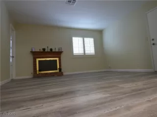 Photo #1: 2710720 Listing 