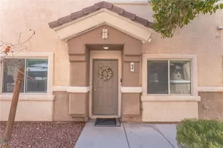 Photo #2: 2710753 Listing