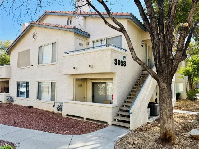 MLS: 2710778 Condo For Sale