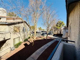 Photo #2: 2710778 Listing 