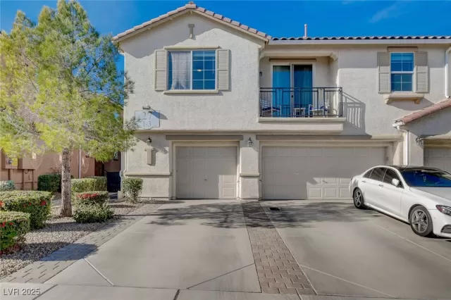 MLS: 2710825 Condo For Sale