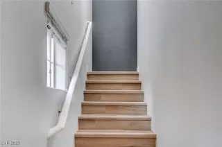 Photo #2: 2710825 Listing 