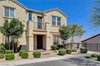 Photo #1: 2710845 Listing 