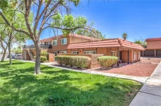 Photo #3: 2710882 Listing 