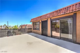 Photo #5: 2710882 Listing 