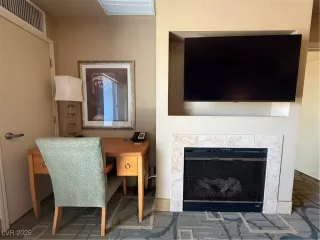 Photo #5: 2710887 Listing 