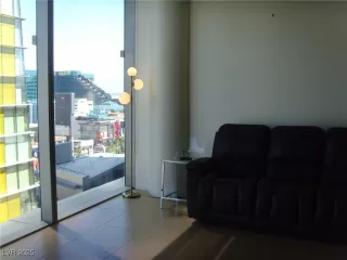 Photo #2: 2710891 Listing 