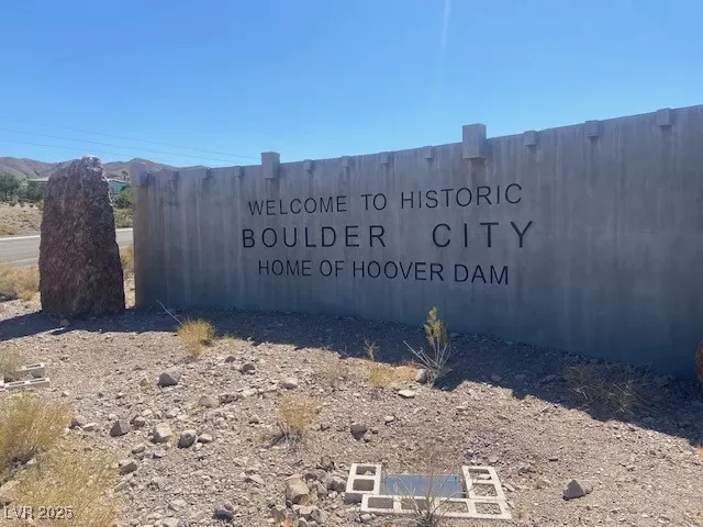 MLS: 2710925 Condo For Sale