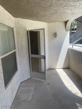 Photo #6: 2710925 Listing 