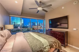 Photo #3: 2710993 Listing