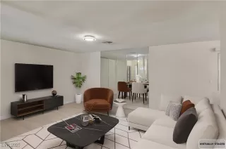 Photo #4: 2711024 Listing