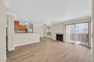 Photo #2: 2711045 Listing 