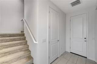 Photo #3: 2711063 Listing 