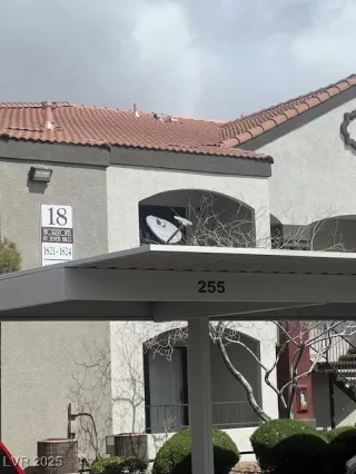 Photo #2: 2711064 Listing 