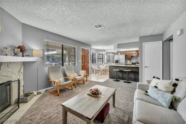 MLS: 2711081 Condo For Sale