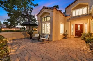 Photo #5: 2711106 Listing 