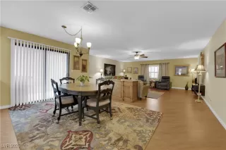 Photo #4: 2711107 Listing 