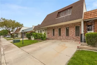 Photo #2: 2711115 Listing 