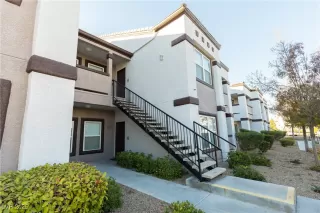 Photo #1: 2711150 Listing