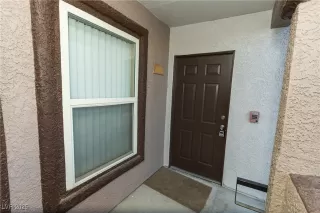 Photo #2: 2711150 Listing