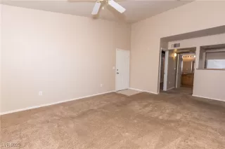 Photo #3: 2711150 Listing