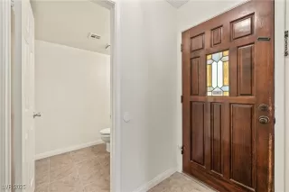 Photo #6: 2711157 Listing 