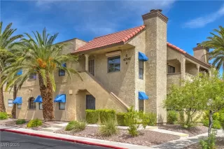 Photo #2: 2711170 Listing 