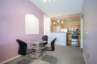 Photo #6: 2711305 Listing 