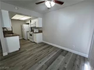 Photo #6: 2711323 Listing 