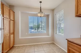 Photo #5: 2711337 Listing 