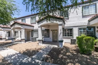 Photo #4: 2711365 Listing