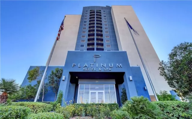 MLS: 2711372 Condo For Sale