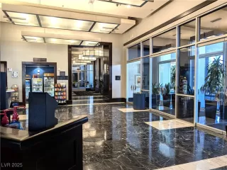 Photo #5: 2711372 Listing 