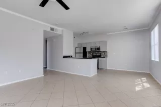 Photo #2: 2711388 Listing 